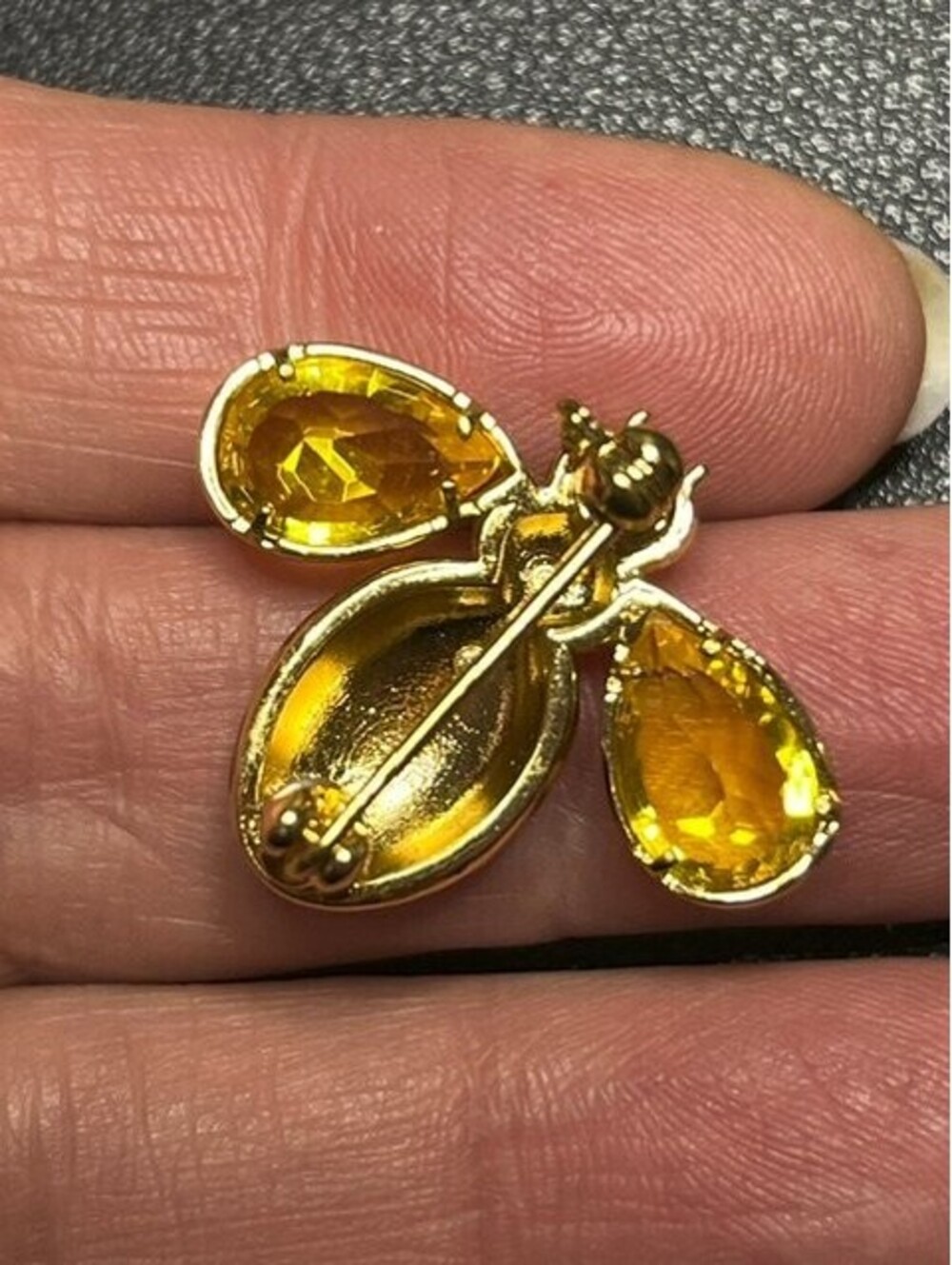 B5604 Talbots Gold Tone Bee Brooch Pin 1" Black Enamel Yellow Rhinestone Insect - Picture 2 of 2